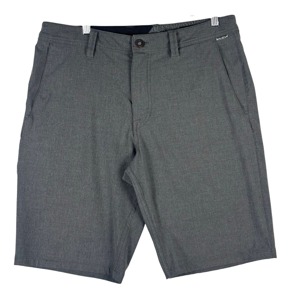 VOLCOM “Surf & Turf” 4 way Stretch Shorts Size Men’s 33
